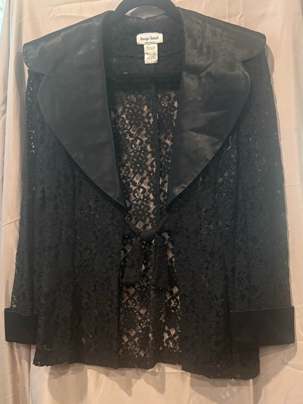 Black Lace Satin-Trim Robe